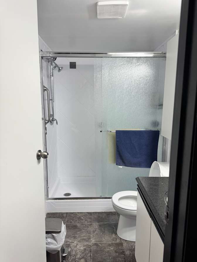 Elizabeth A Matthews's room