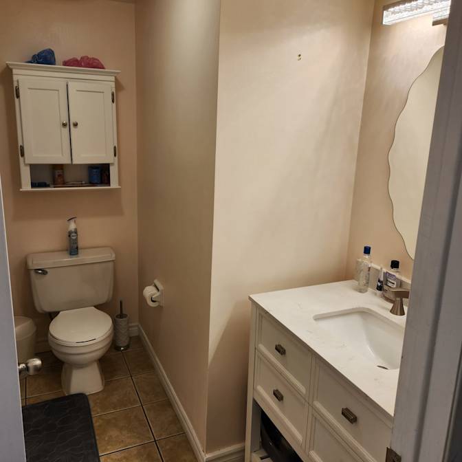 Lou's room