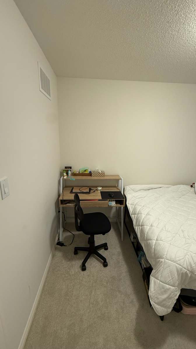 Ryoto's room
