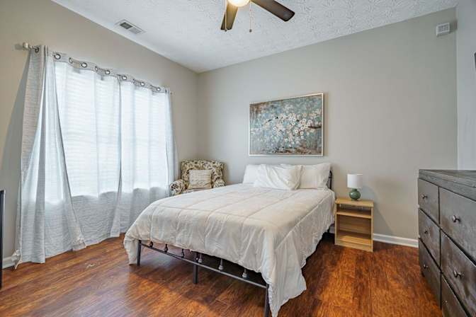 PadSplit's room