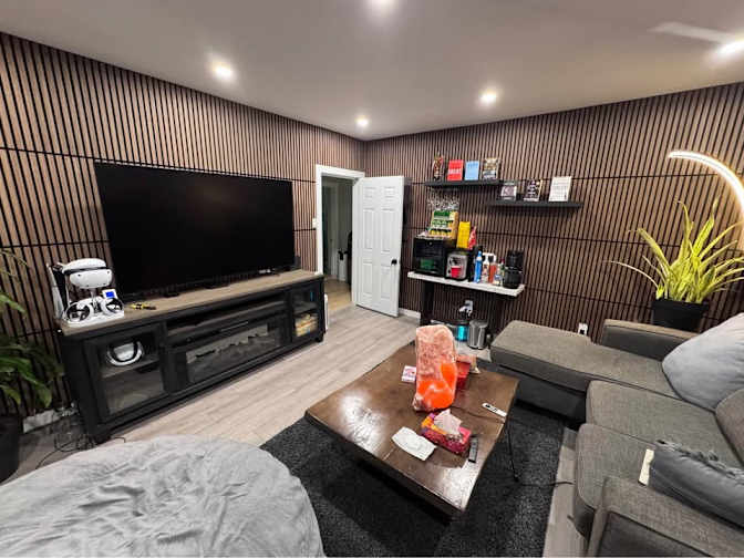 Jeff's room