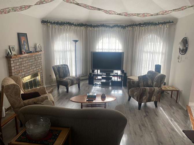 William  Lowe's room