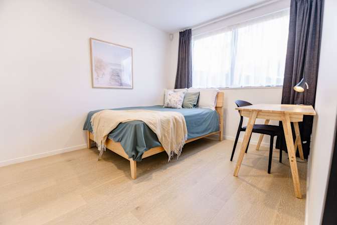 Ateria's room
