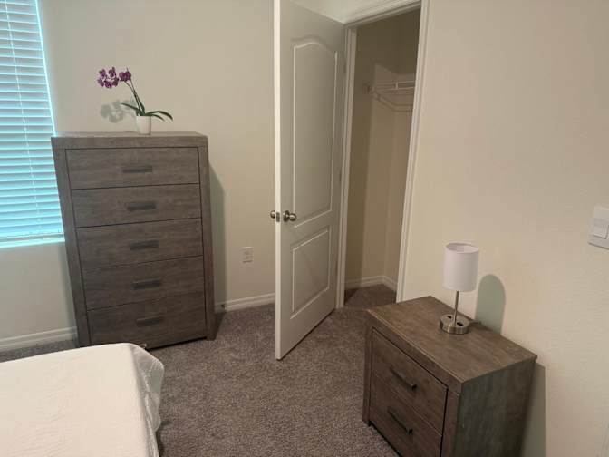 Diana Pineda Hoyos's room