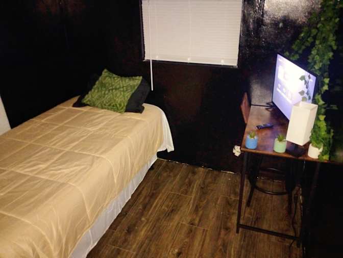 Toni's room