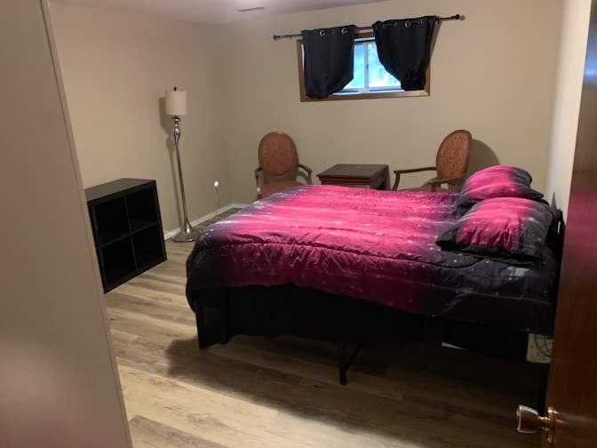 jo lapshinoff's room