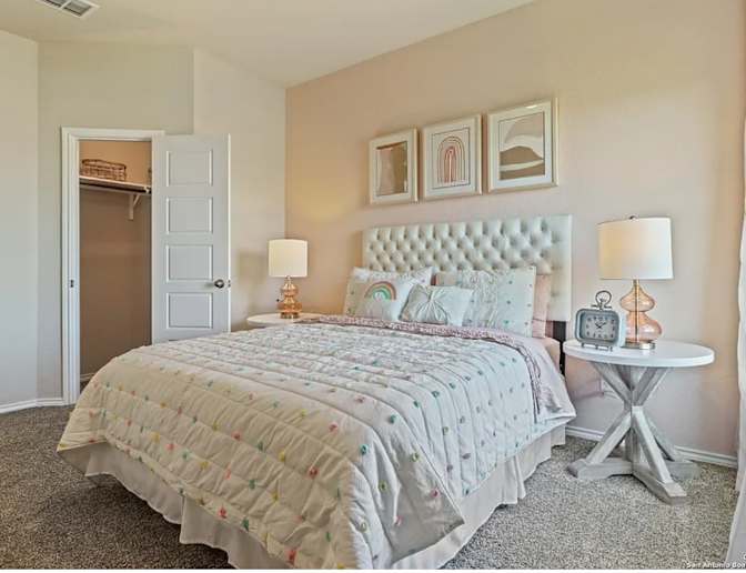 Courtlin's room