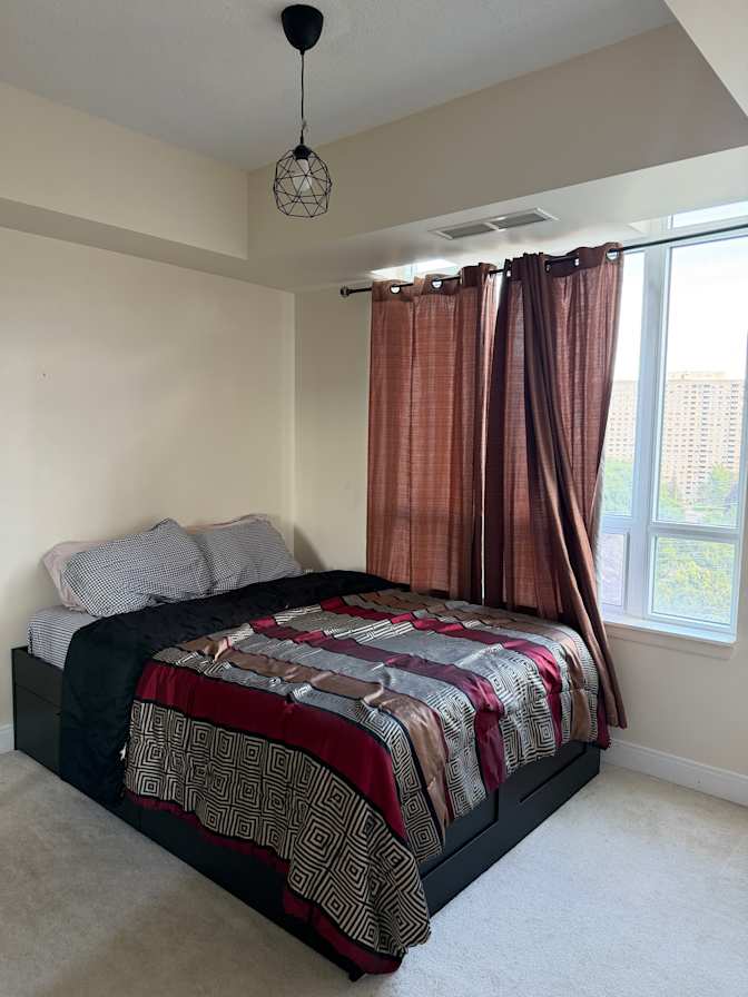 Oyin's room