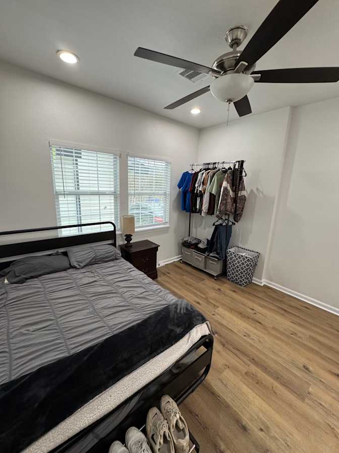 Ricardo's room