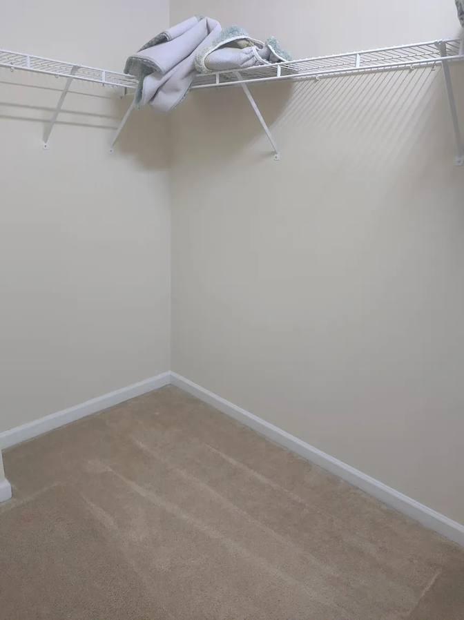 Alcove Rooms's room