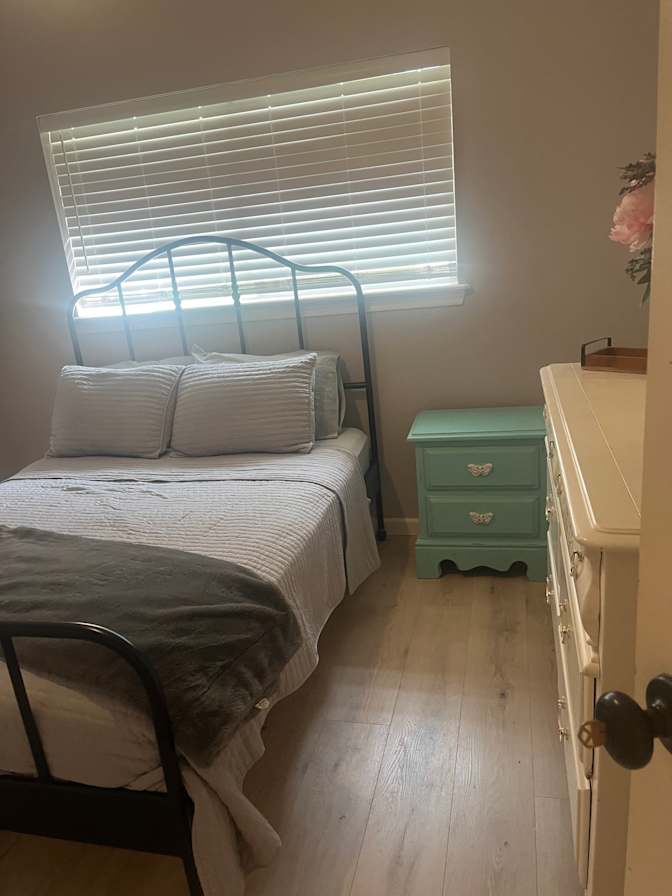 DJVandG's room