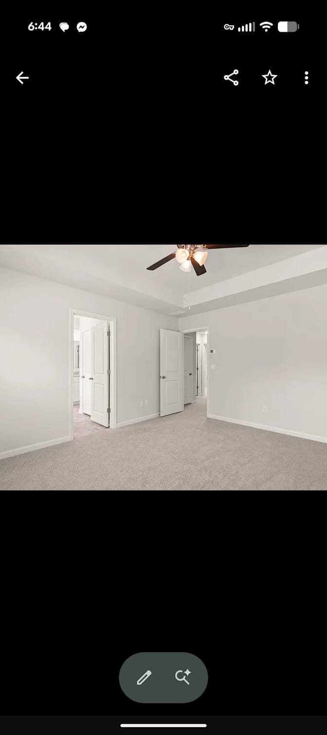 Manuel's room