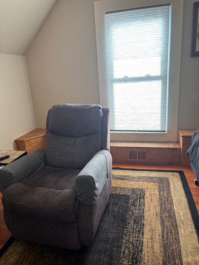 Earla Gayer's room