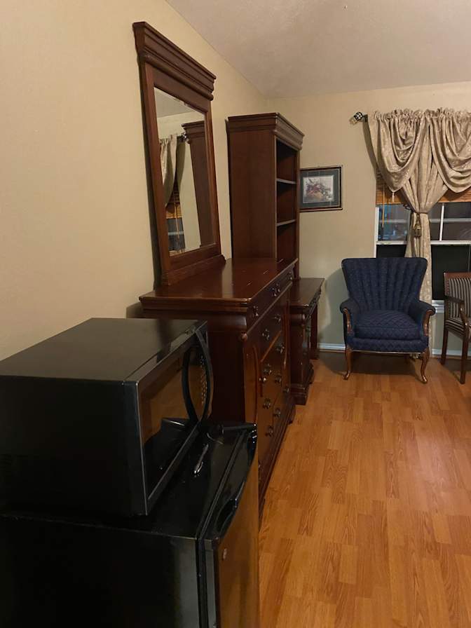 Carmen's room