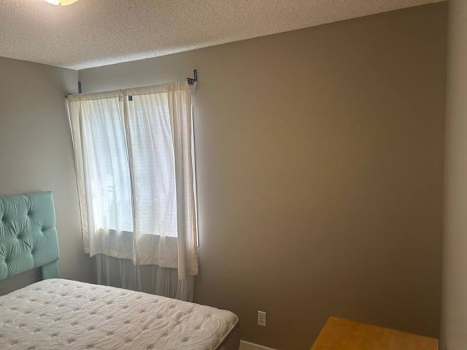 Etune's room