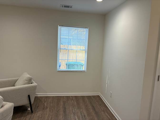 Alcove Rooms's room