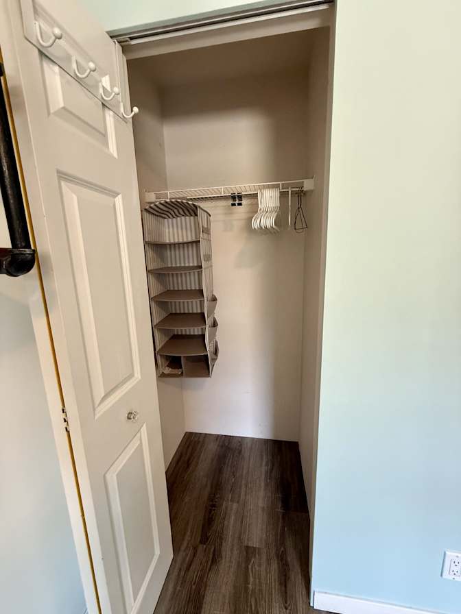 Pemberton Avenue - Photo 2