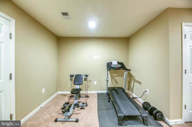 dharma's room