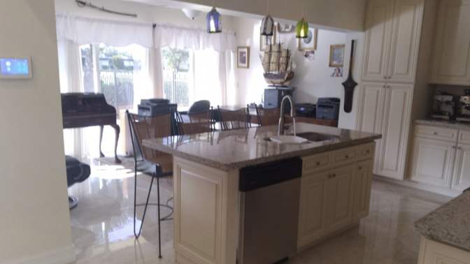 GREAT ROOM's room