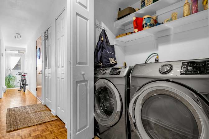 Thomas's room