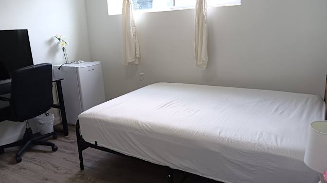 Christy Le's room