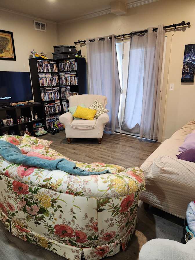 Kimmy's room