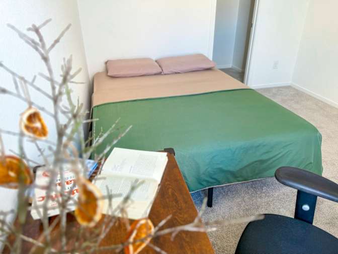 Lan's room