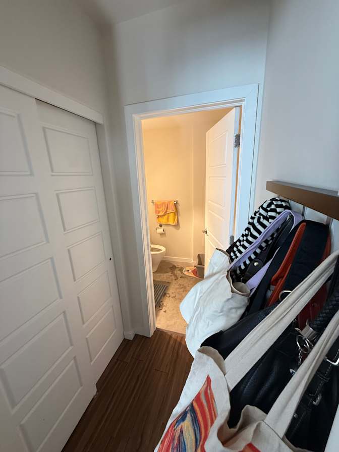 Venna's room