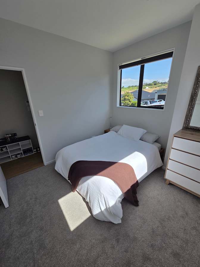 Larissa's room