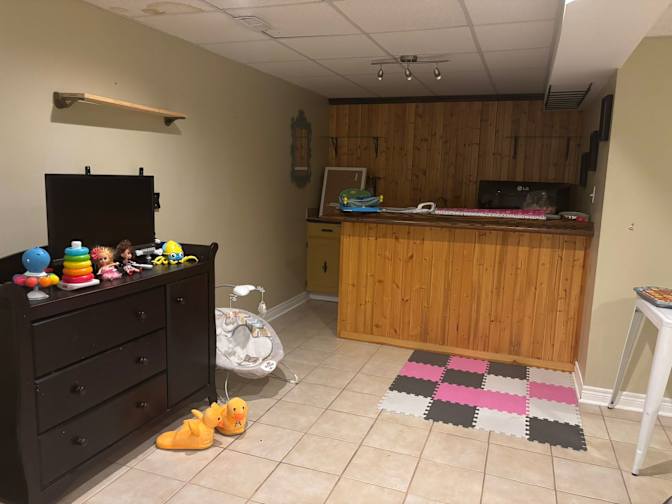 Deepanshi Thakran's room