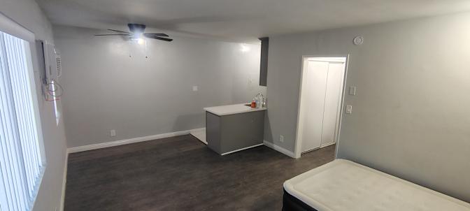 Julio's room