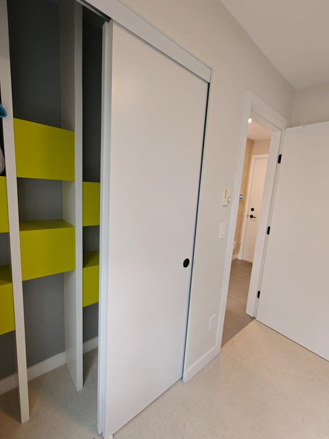 Forough's room