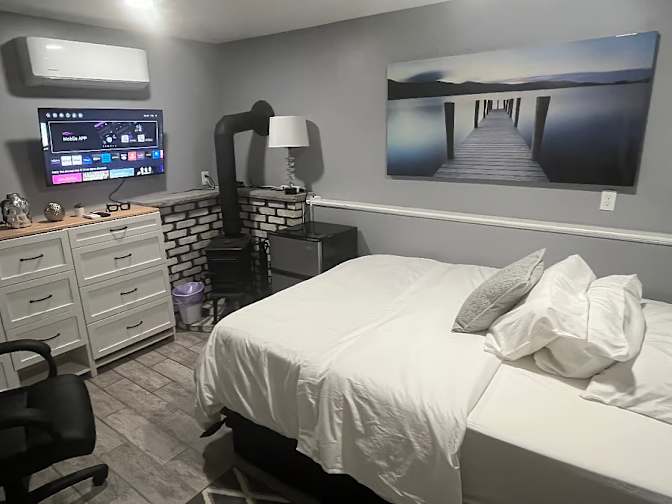 Pedro's room