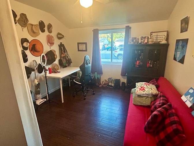 Janelle Merry's room
