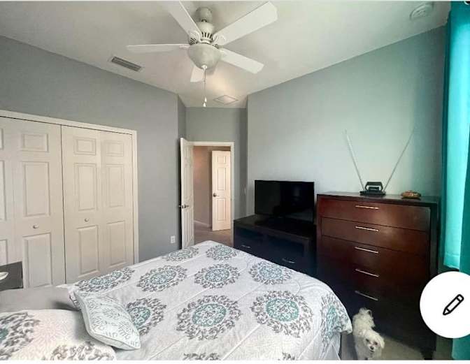 Daya's room