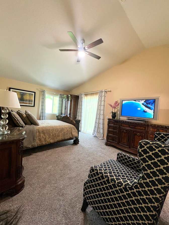 Imelda M.'s room