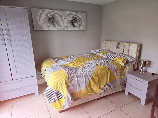 Beverley Reynolds's room