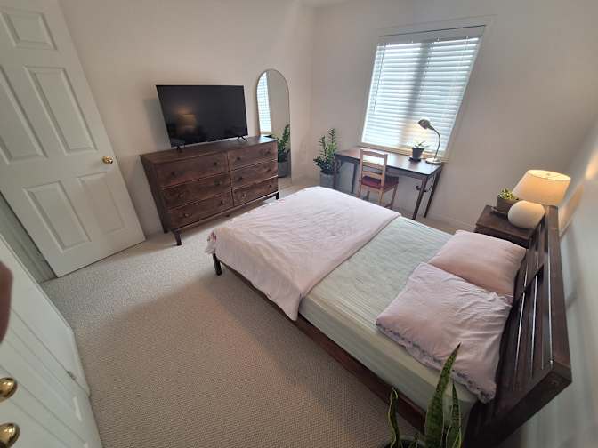 Greenstay Market's room