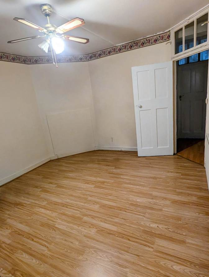 Liz's room