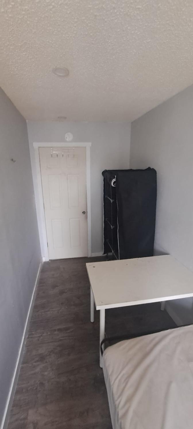 Dan's room