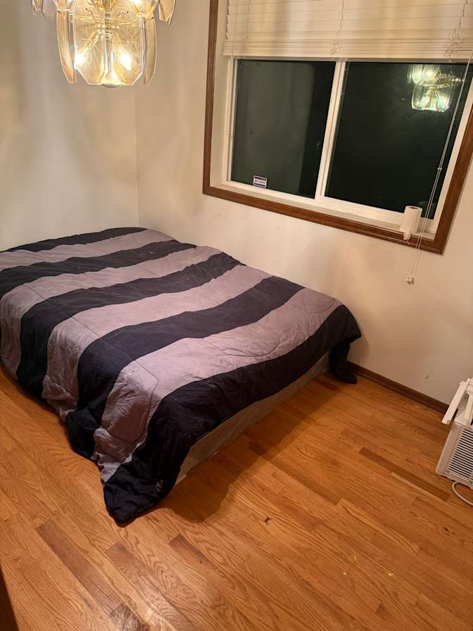 Os. C's room