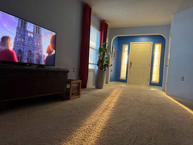 Sandy's room