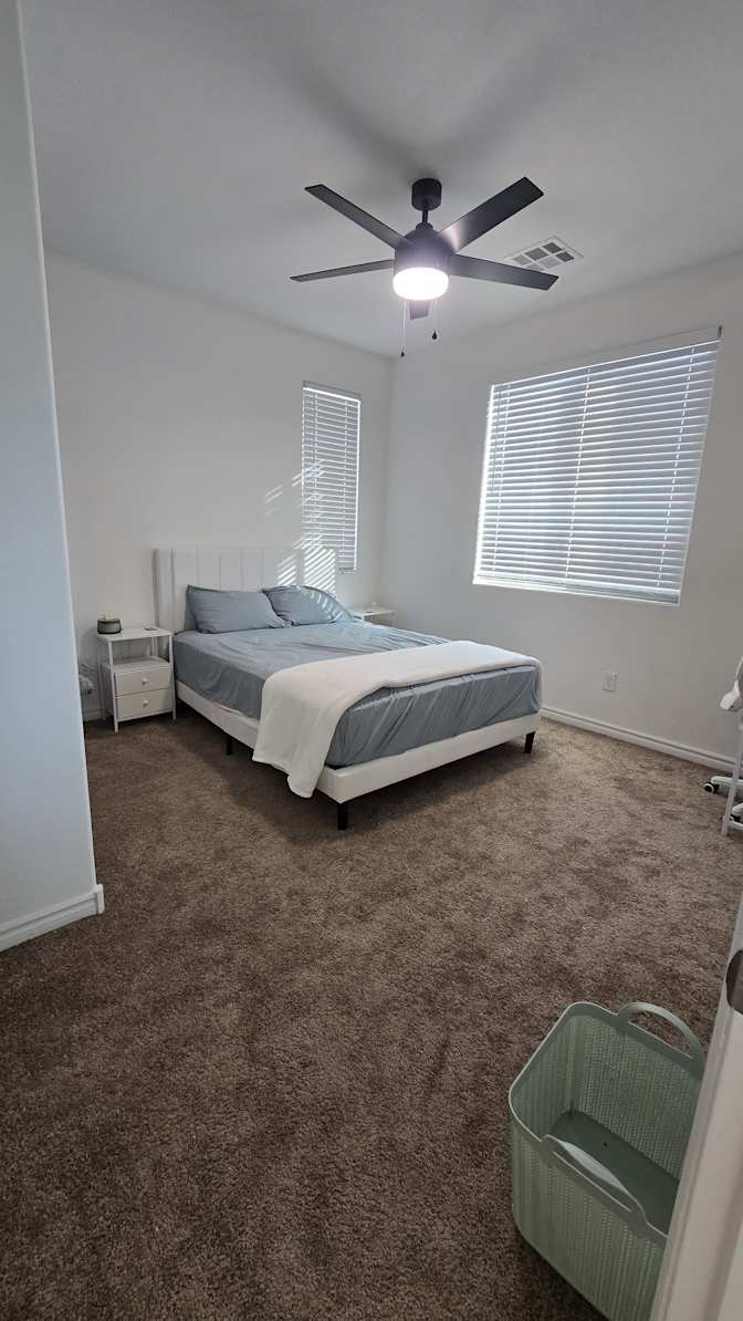 Caroline's room