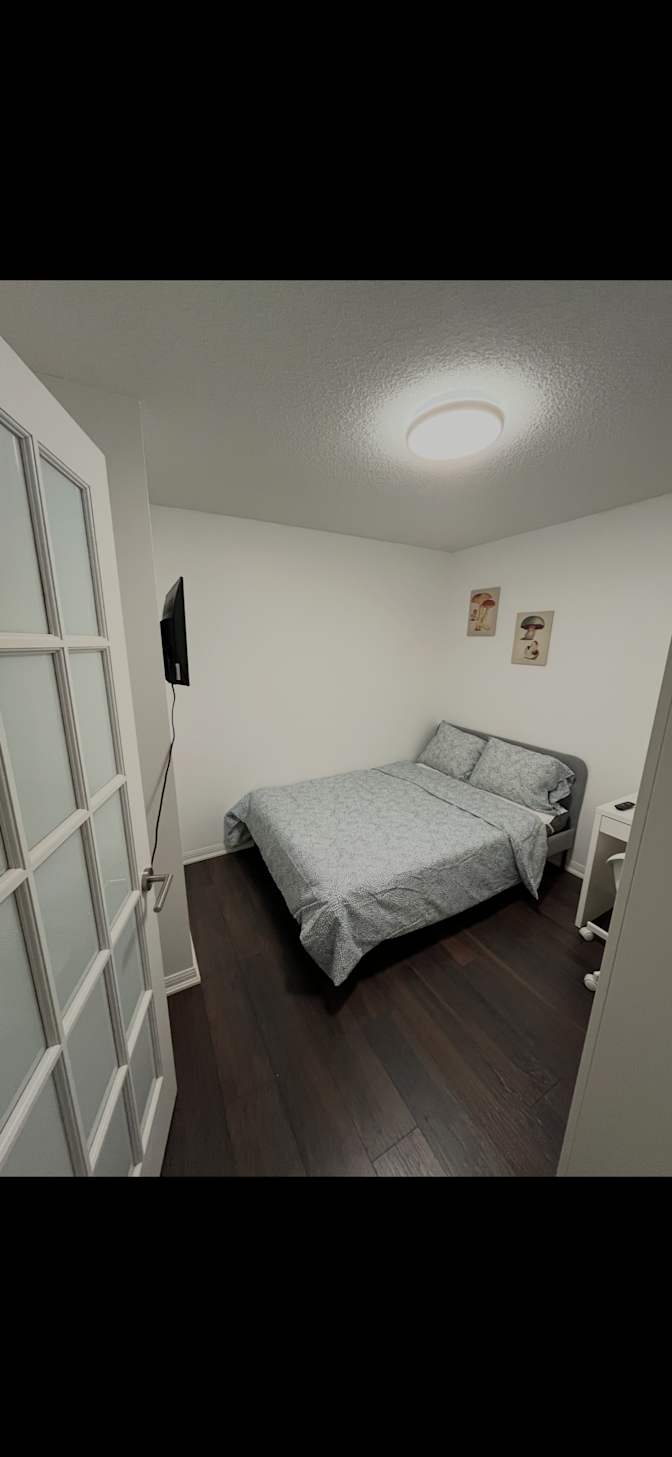 Innova's room