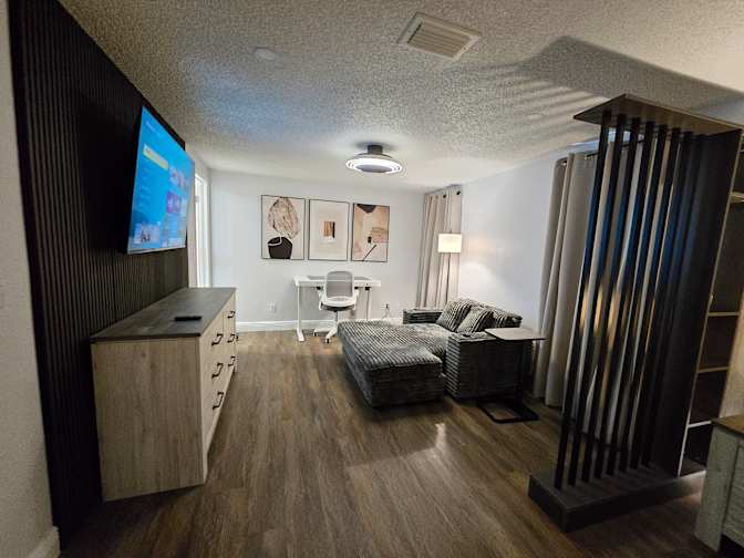 William L.'s room