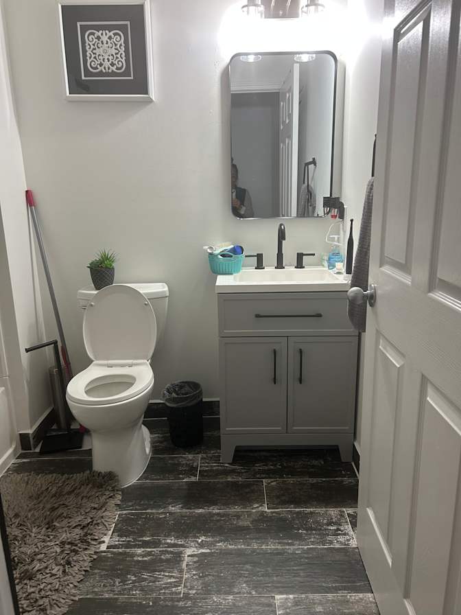 Caroline's room