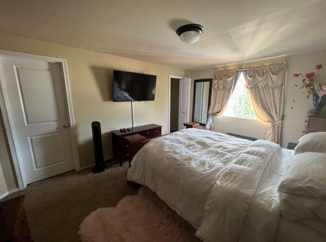 Lin's room