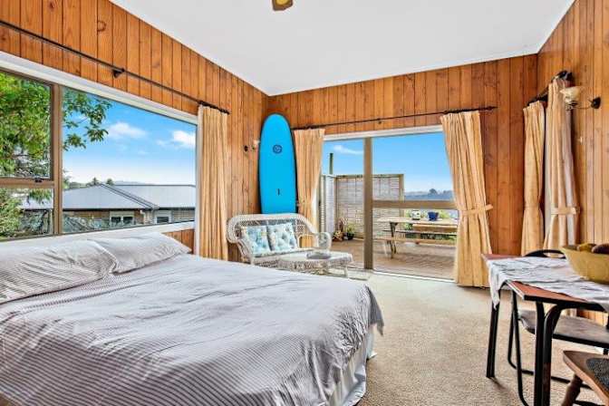 Darren's room