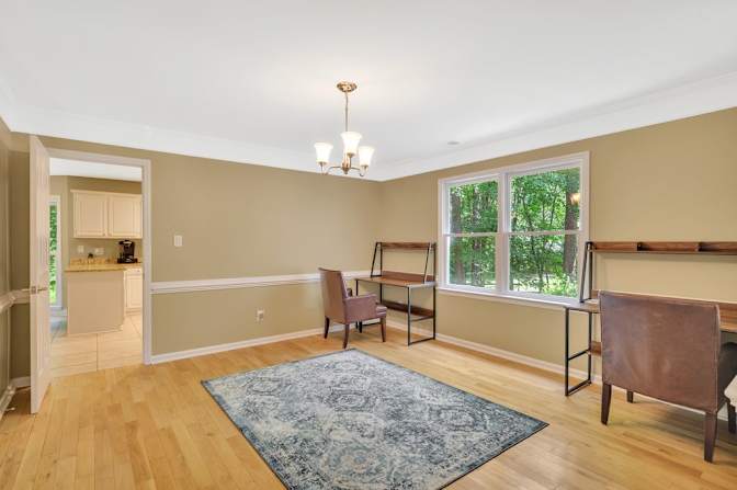 lifedoorrentals's room