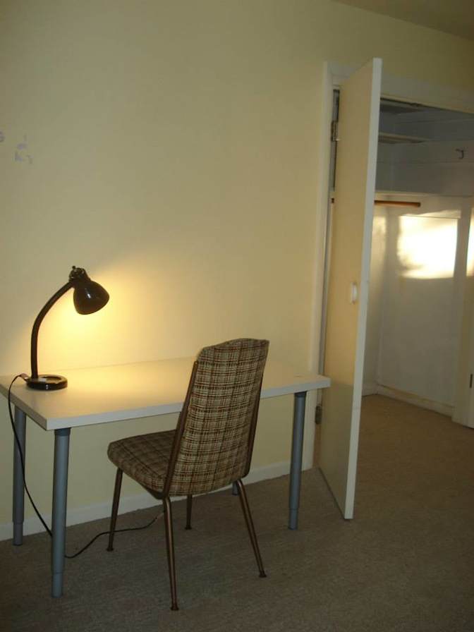 Shinta Muljani's room